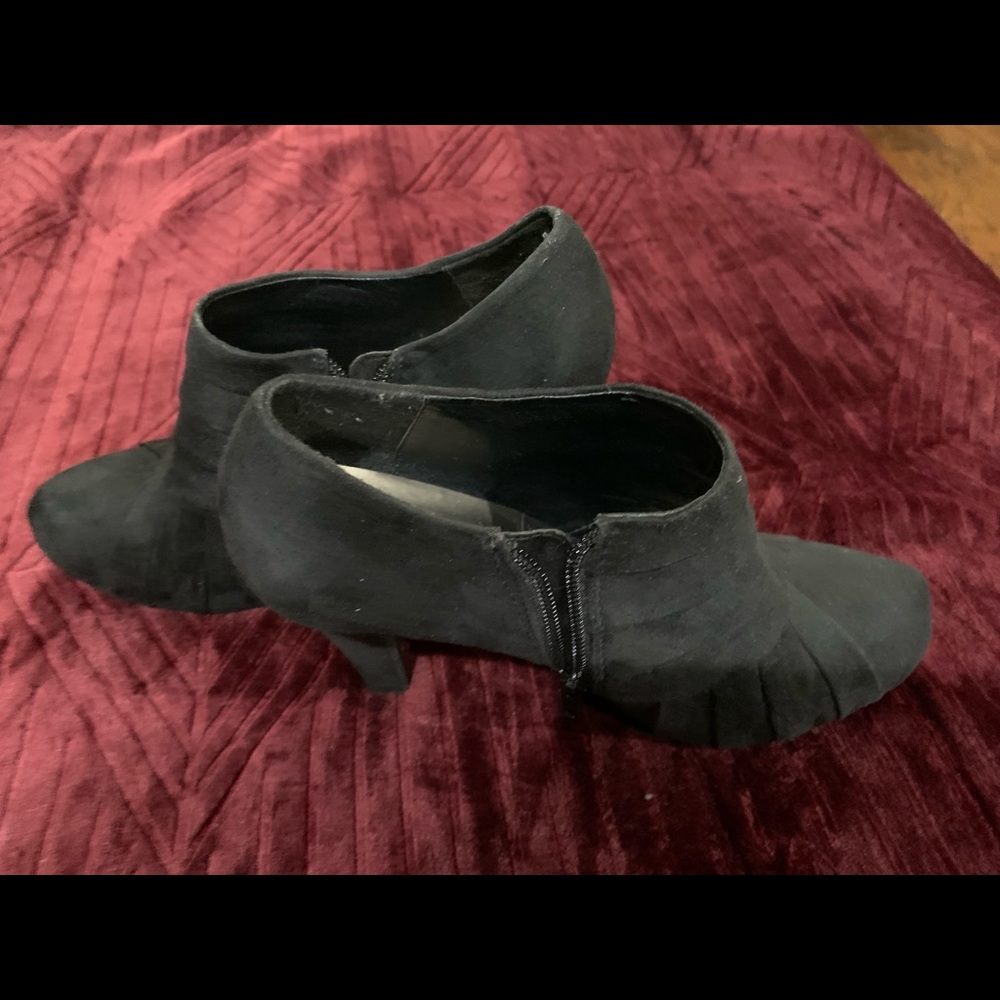 Metaphor Booties - Picture 3 of 4